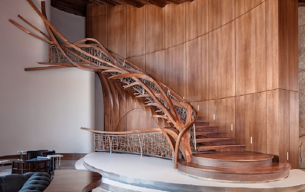 wood staircae